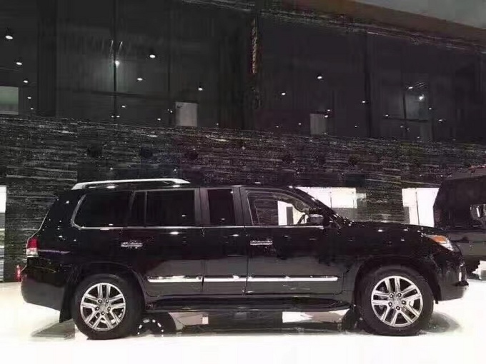 5.98米雷克萨斯LX570 稀有加长座驾-图3