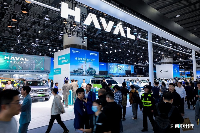 呂文斌哈弗累計銷量將達1000萬輛將推多款新SUV-圖2