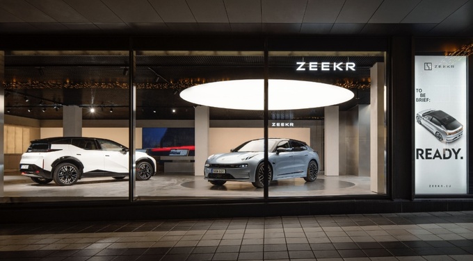 极氪11月交付13104台再创历史新高累计交付超18万台-图6