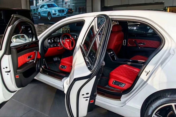 18款宾利飞驰极致奢华 量身打造价格低廉-图9