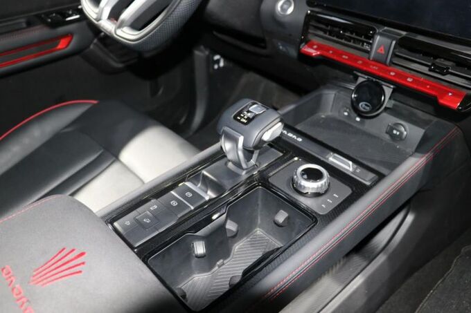 满载越野期待而来 江铃大道多款明星车型演绎户外新玩法-图10