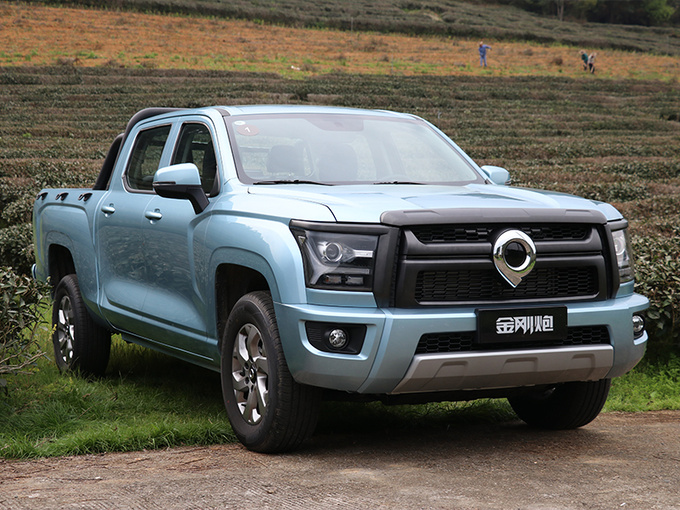 花手动挡的钱买自动挡长城金刚炮8AT版上市9.98万元起售-图1