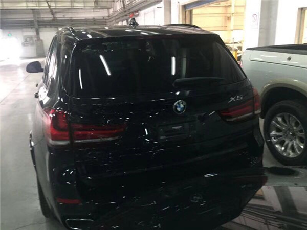 18款宝马X5加版 驰骋天下熏黑轮78万狂甩-图8