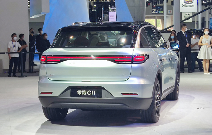 零跑汽车首款SUV开启预售XX万元起 续航超600km-图3