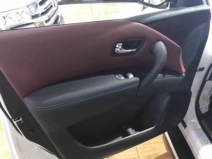 18款尼桑途乐七座性价比高 分期首付20万-图5