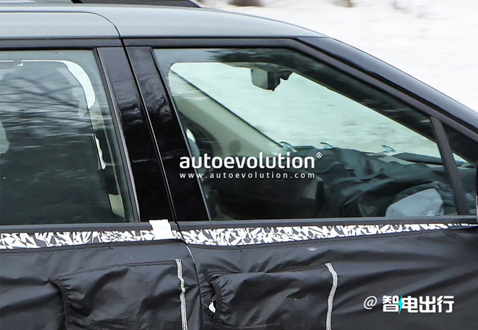 起亚新款嘉华曝光四季度开启投产/撞脸理想L8-图4