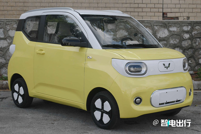 五菱新宏光MINI EV实拍曝光换全新灯组 尺寸升级-图1