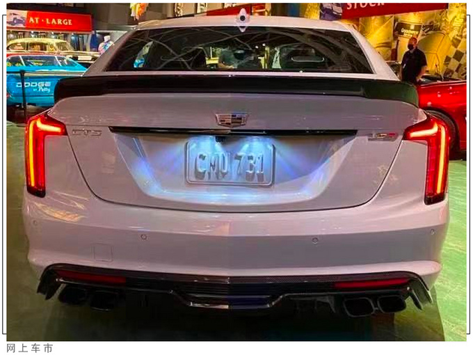 凯迪拉克CT5新车型展厅实拍搭6.2T/外观更运动-图3