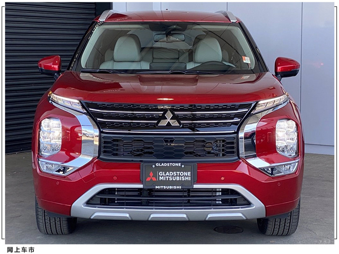 三菱新款欧蓝德实拍搭2.5L/外观内饰全面升级-图2