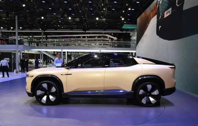 皮卡再添重量级玩家长安CD701可实现SUV秒变皮卡明年投产-图2