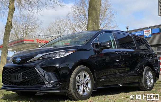 一汽丰田赛那或将换皇冠车标明年9月上市-图2