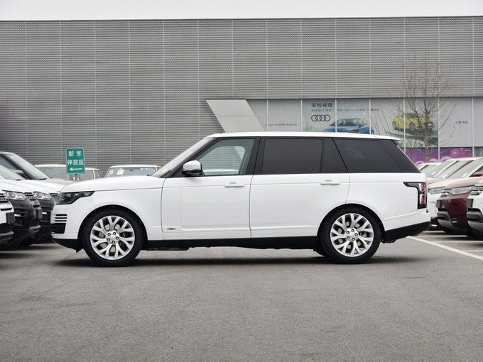 18款路虎揽胜创世加长版 新改版脱胎换骨-图3