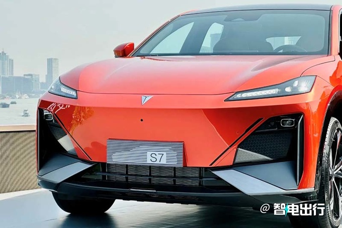 长安深蓝S7纯电惠1万16.99万起增零重力座椅-图1