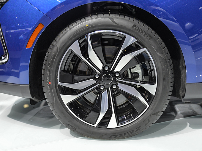 续航超1000km/华为技术加持 赛力斯华为智选SF5实拍-图5