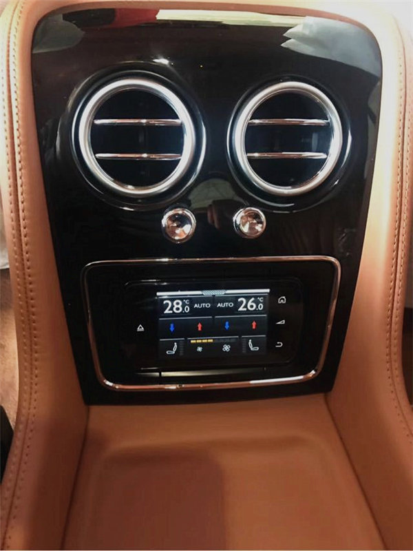 全面改款宾利飞驰V8S店内实拍 分期购选-图8