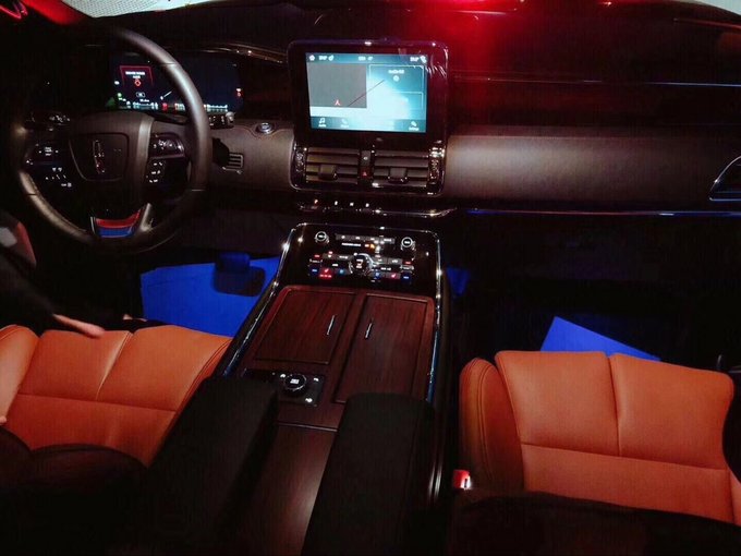 18加版林肯领航员 美式粗犷越野底价爆发-图4