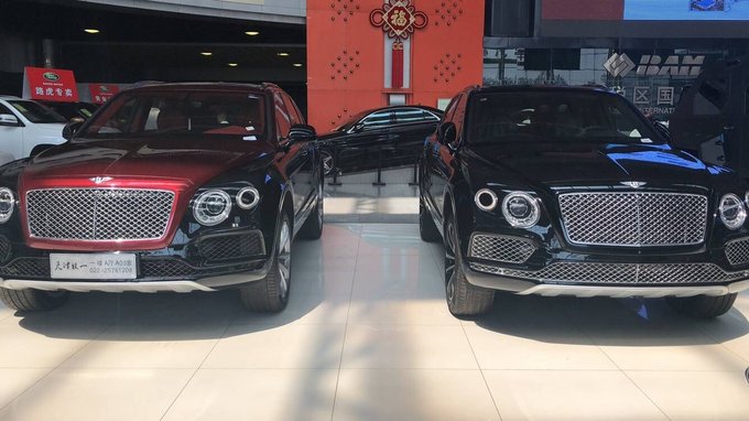 18款宾利添越市场价 柴油版四座奢华SUV-图2