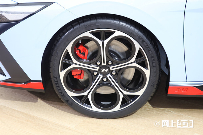 现代伊兰特N 10月上市预计25万起售PK大众高尔夫GTI-图10