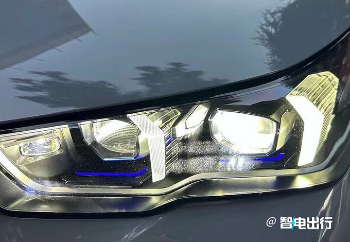 宝马全新5系实车街拍下月国产开售/比奔驰E级好看-图4