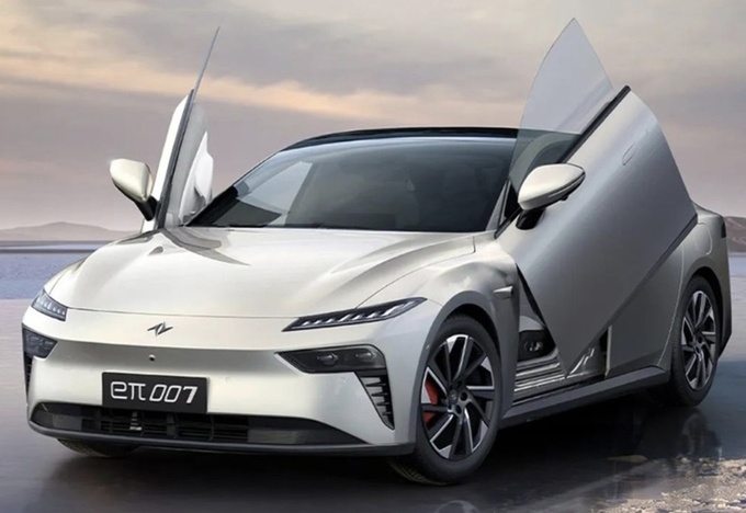 东风奕派eπ007上市提供增程和纯电动版本售价15.96万起-图3