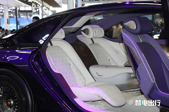 红旗金葵花概念车亮相大溜背造型 搭剪刀门+4座-图8