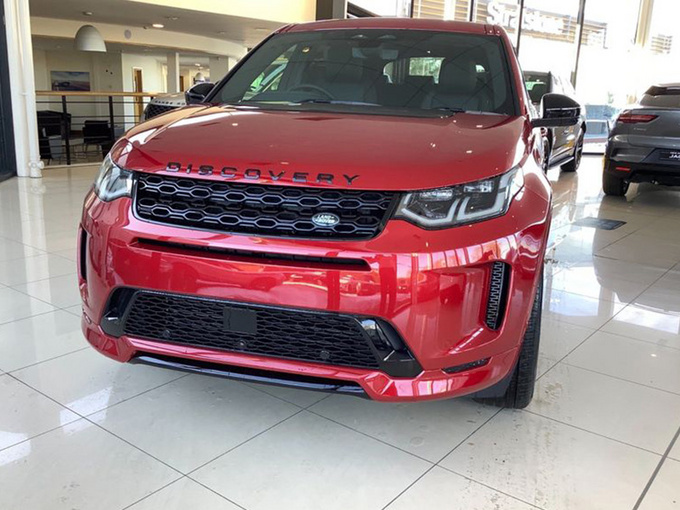 路虎发现运动进店实拍 搭2.0T/配黑色外观套件-图1