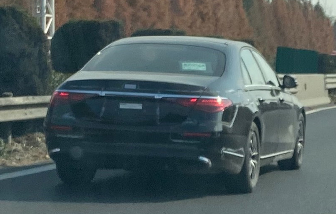 奔驰全新一代S级国内谍照曝光明年上半年上市-图5