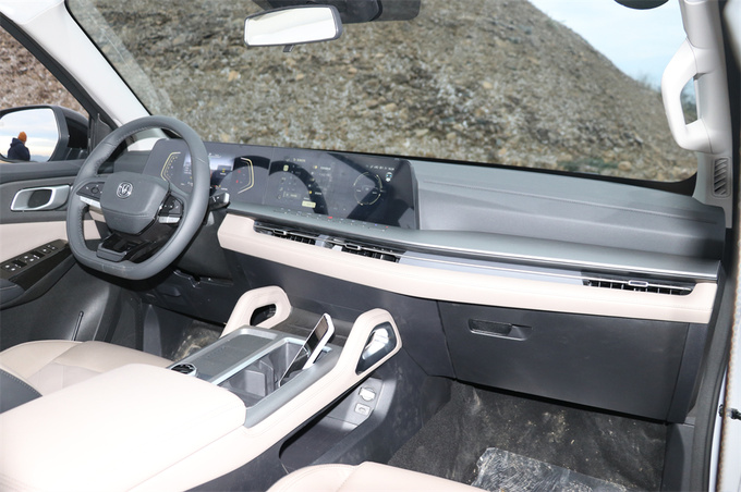 长安猎手将亮相重庆车展超级移动发电站及OTA升级将发布-图5