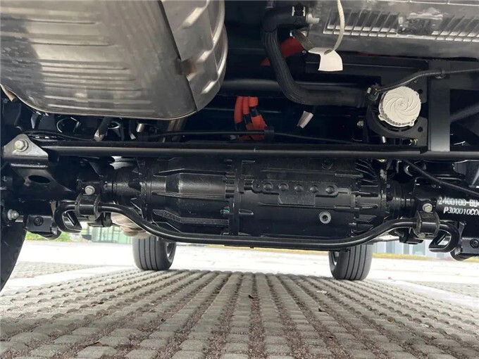 13.99万元起全球首款增程皮卡长安猎手开启预售-图8