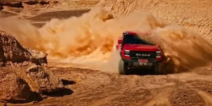 高性能才是王道推荐三款高人气越野皮卡配置都很硬核-图1