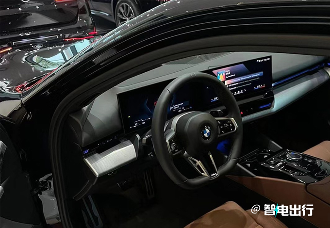 宝马新5系到店实拍四季度国产开售/现款优惠12万-图5