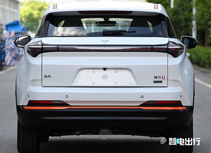 新款哪吒U命名哪吒X撞臉深藍(lán)S7 或官方降價(jià)-圖7