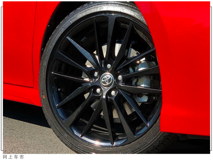 丰田凯美瑞运动版实拍配运动外观套件/搭2.5L-图3