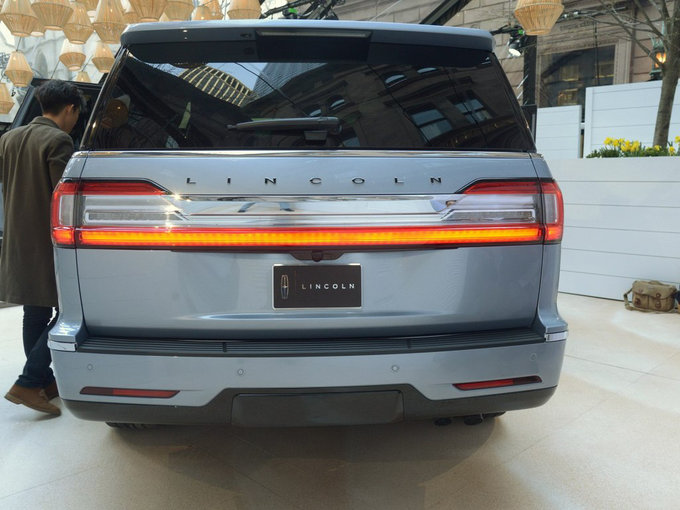 18款林肯领航员天生霸气 王者范越野零利-图8