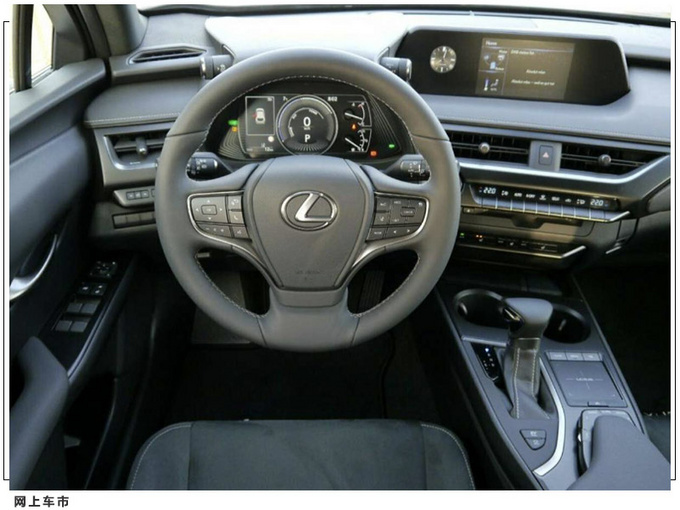 雷克萨斯小号NX实拍 搭2.0L混动/熏黑中网-图5
