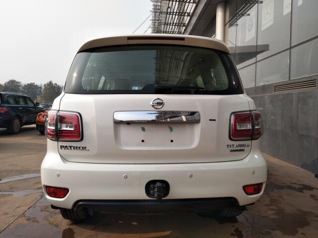 17款尼桑途乐5.6顶配钛金版 倾情钜惠价-图8