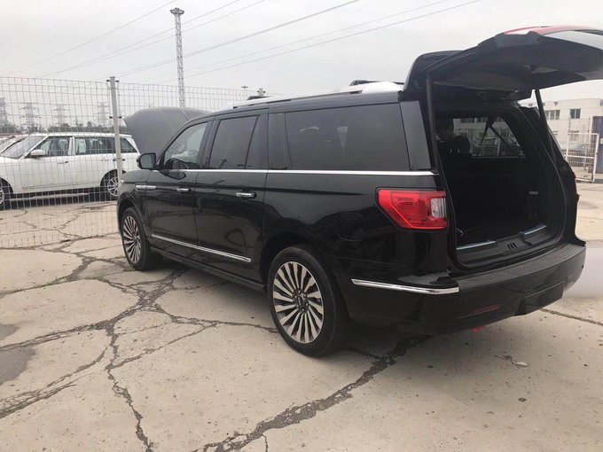 新款林肯领航员到港 预定提前享降税优惠-图5