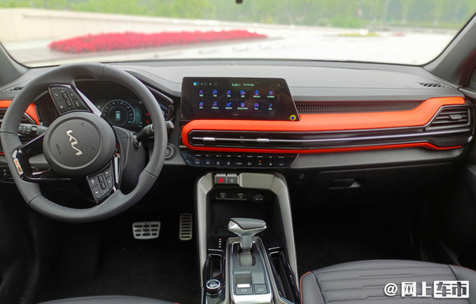 起亚智跑Ace到店实拍7月初上市 预计15万起售-图1