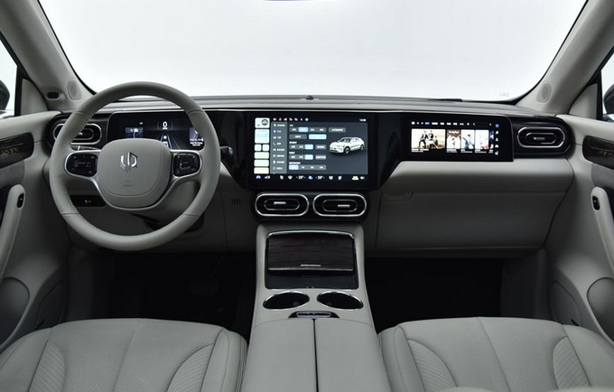 零跑将发布全新高端轿车 pk小鹏P7/预计不到20万-图1