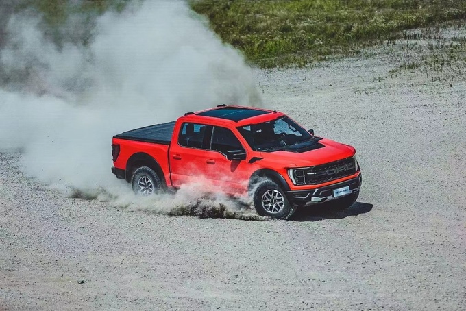 中规第三代福特猛禽正式上市售价68.68万元-图4