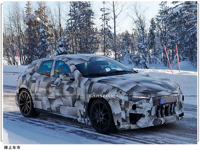 法拉利Purosangue冬测谍照搭3.9T V8/配全新内饰-图4