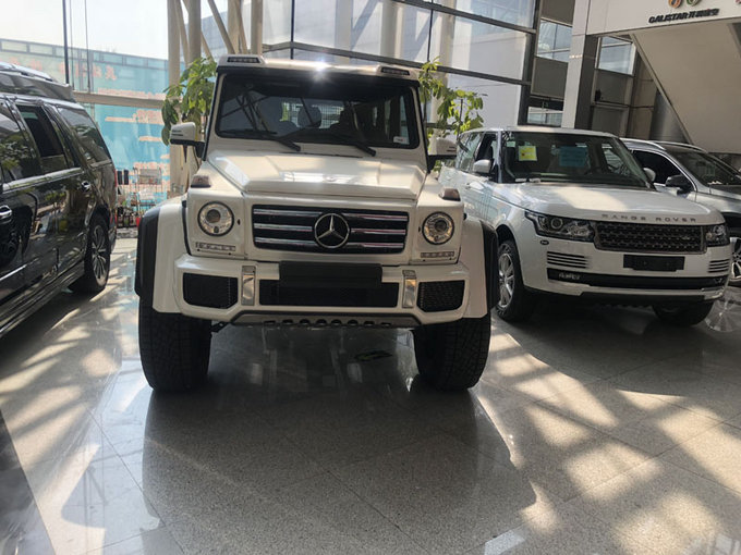 2018款奔驰g500性能介绍 4x4版与众不同