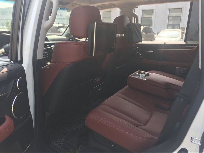 18款雷克萨斯LX570八座凌志 五一节优惠-图6