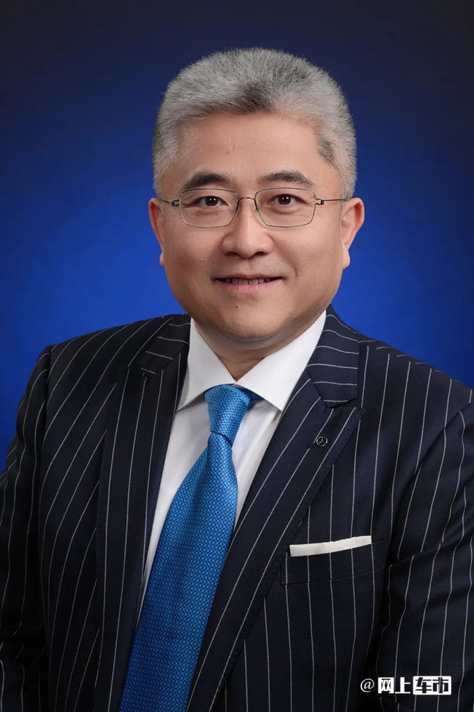 奔驰扎根中国任命首位华人总裁兼CEO段建军-图1