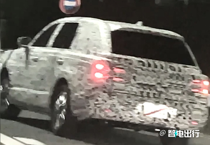 丰田世纪SUV伪装车现身街头最快今年9月首发-图4