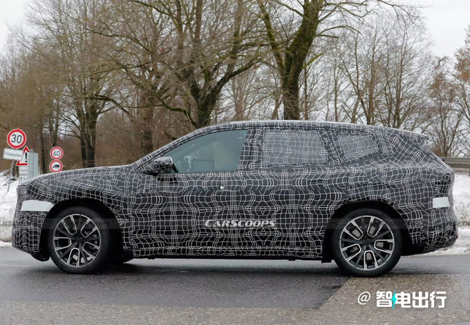 宝马新一代X3曝光套娃百万SUV外观/尺寸更大-图4