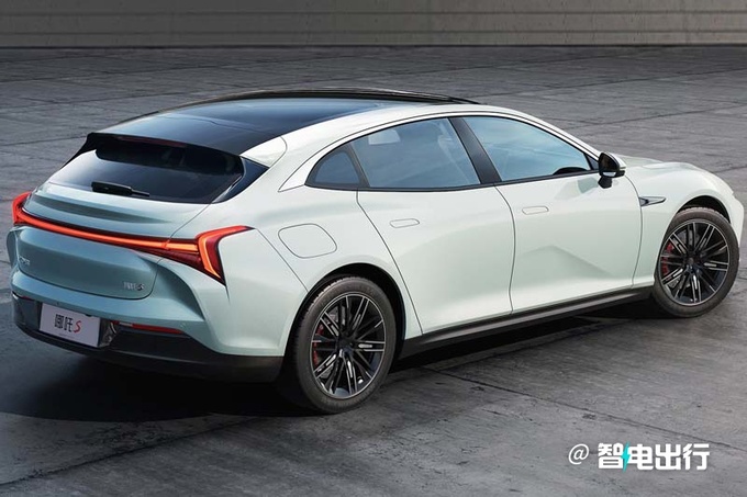 哪吒S獵裝版實拍曝光純電/增程可選 銷售即將上市-圖2