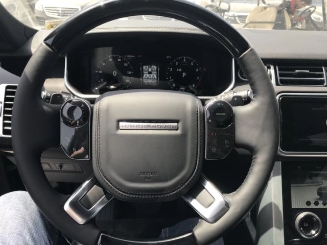 18款路虎揽胜行政版 美规汽油抗造大品牌-图5