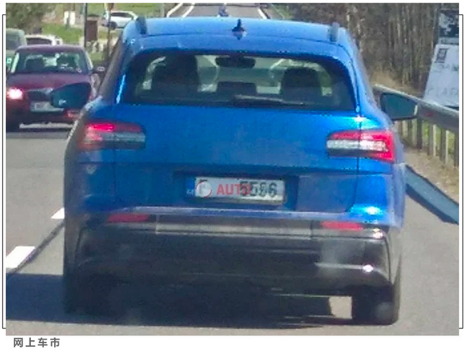 斯柯达首款纯电SUV街拍配超大屏幕/年内亮相-图2