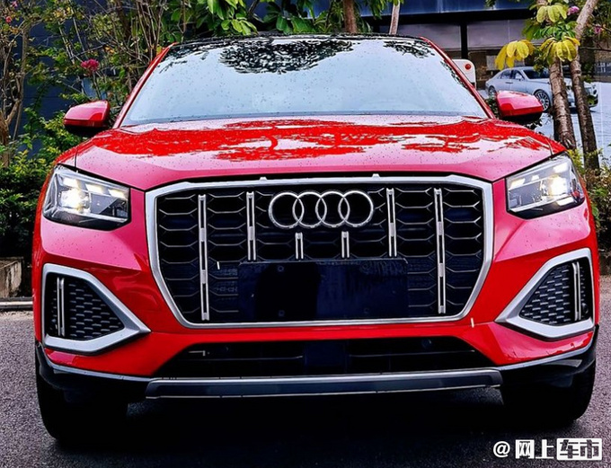 奥迪新款Q2L到店实拍 最快本月上市 预计21万起售-图2